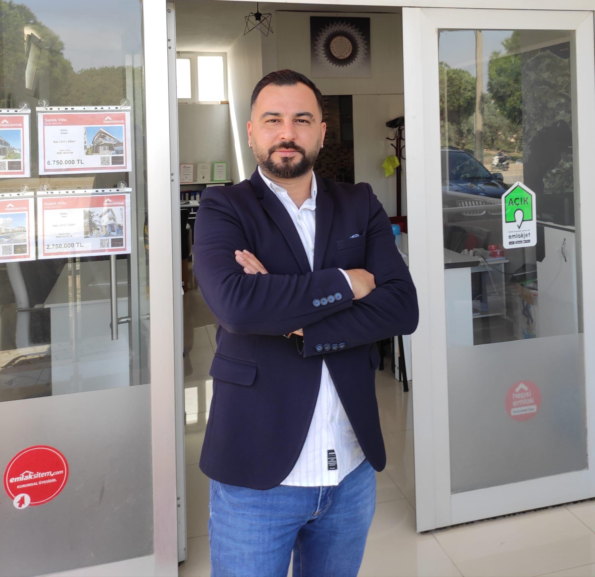 Y. Efe Çine